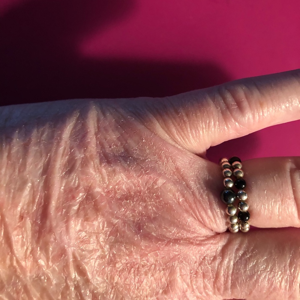 NWOT-Sterl. Silver/Black Onyx 2 Stretch Bead Rings